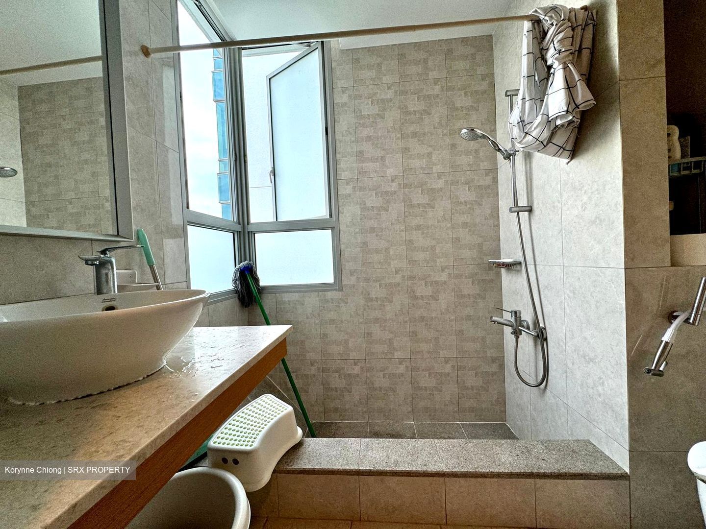 The Lakeshore (D22), Condominium #436526121